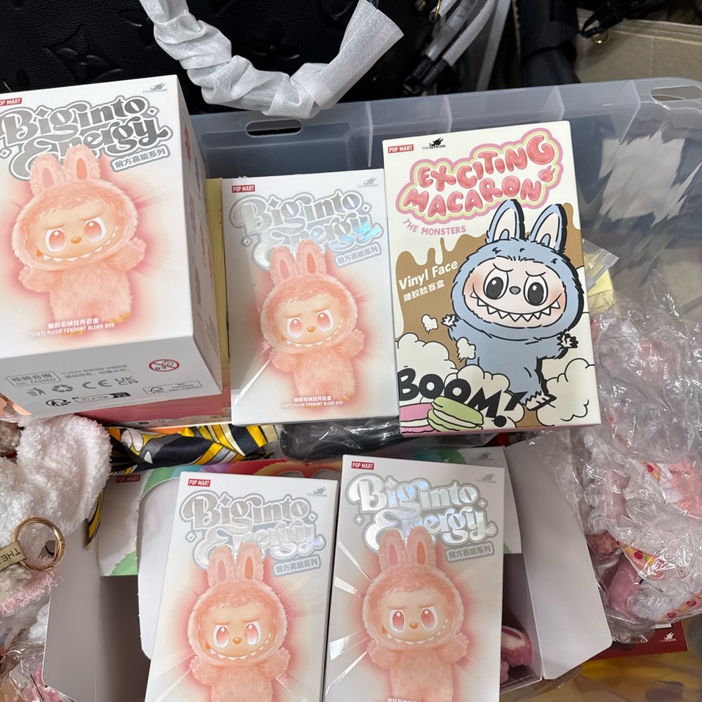 Bigmo Energy Pink Bunny Figure